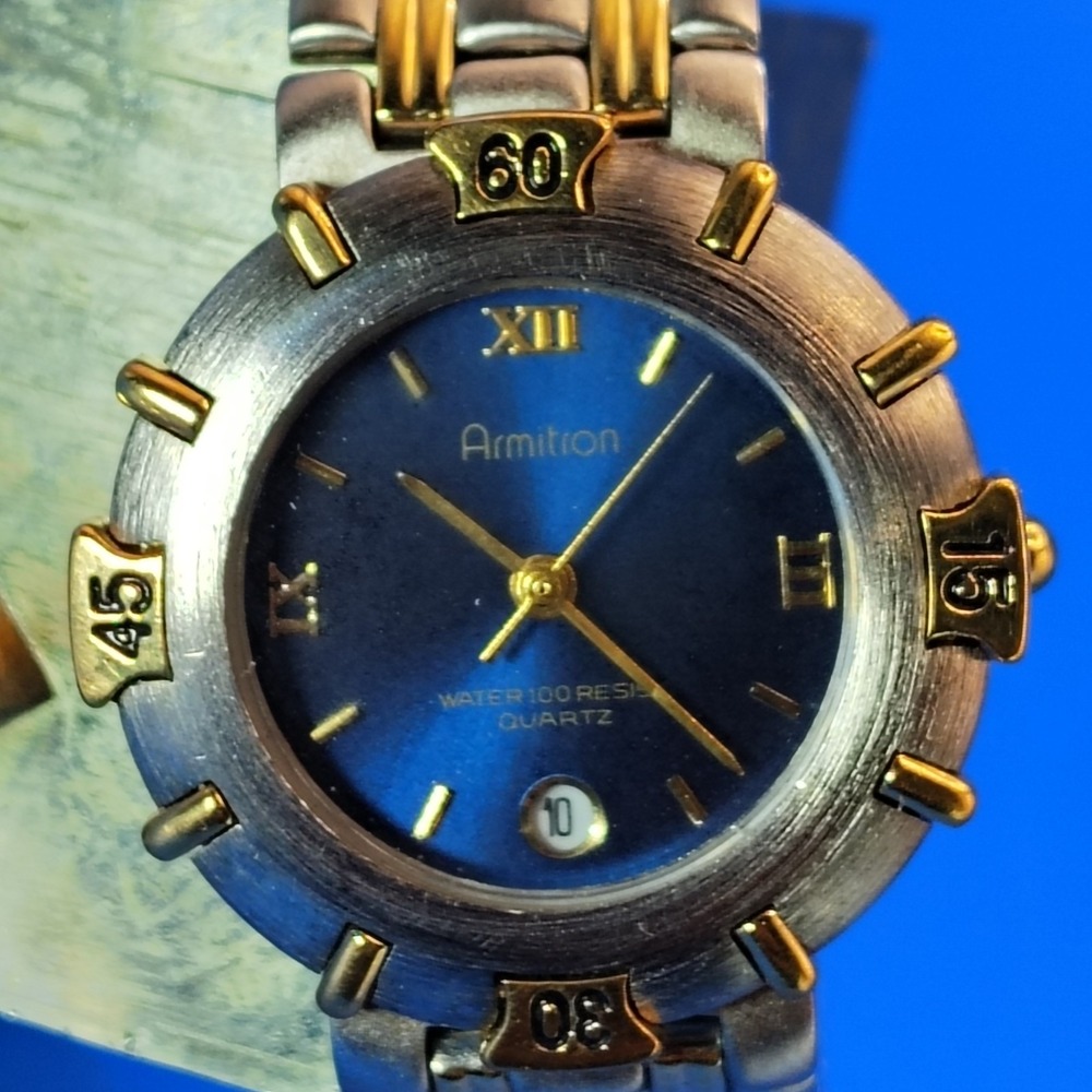Vintage 1996 Armitron 25/5629 Date Emerald Sunburst 33mm Women's Quartz Watch